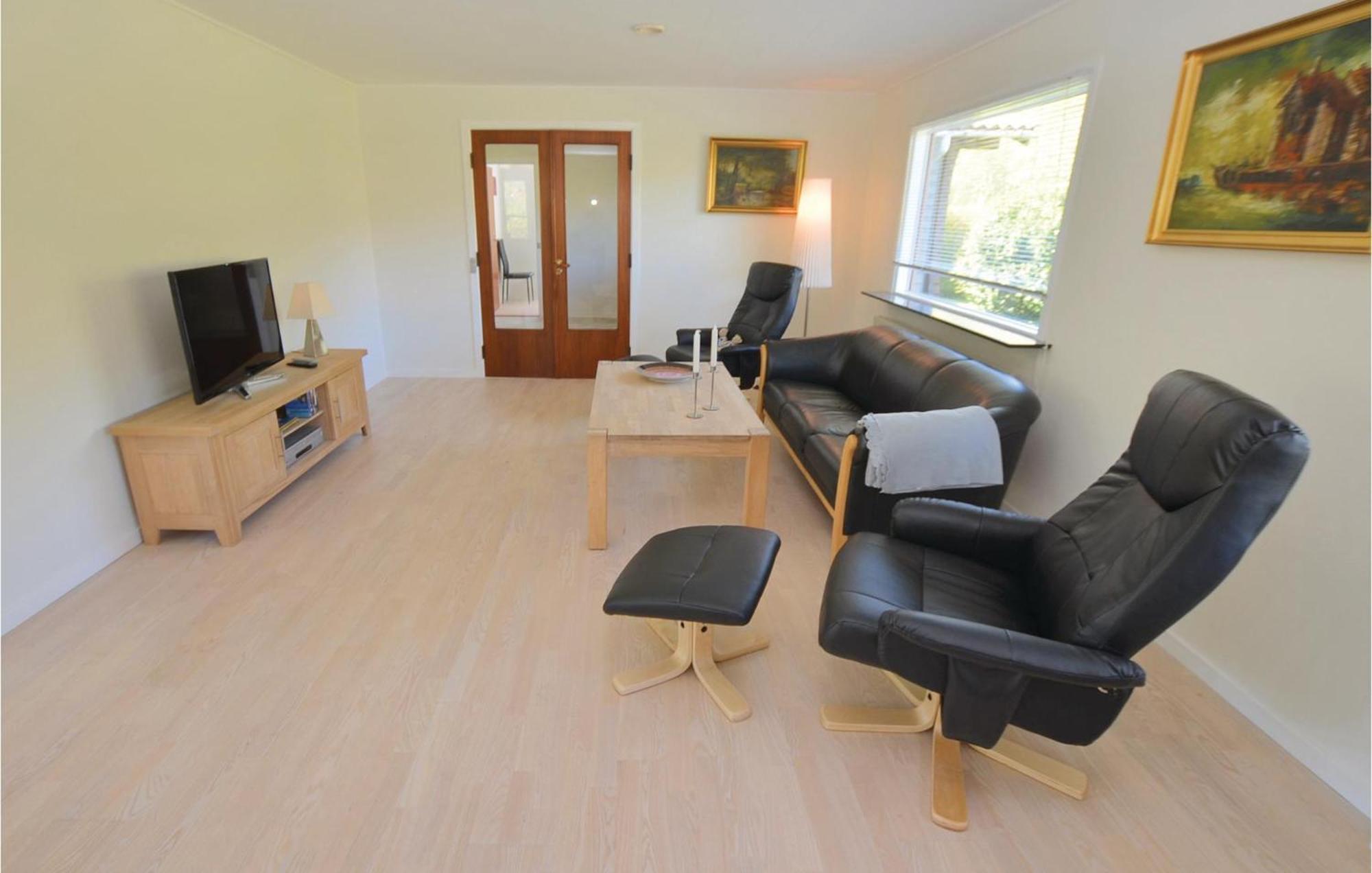 Stunning Home In Augustenborg With Kitchen Εξωτερικό φωτογραφία